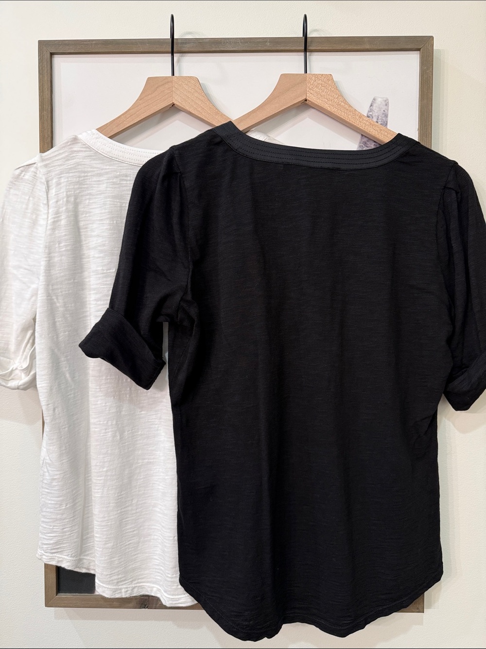 🖤🐼🤍White House Black Market Pleated Sleeve Tee Shirts, set of 2 - Picture 2 of 13